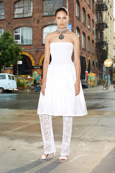 Look 4